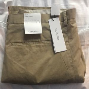 Mens Calvin Klein Slim Fit 34x30 Khaki Pants